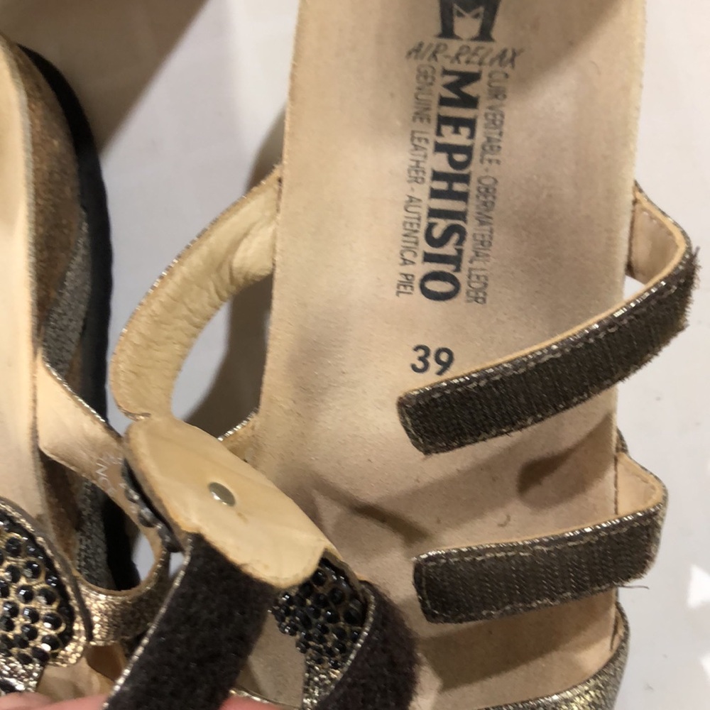 Mephisto slip on sandals antique gold w/black crystal walking adjustable size 9 - Picture 2 of 6
